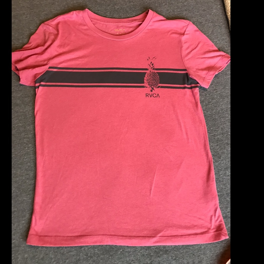 RVCA pink tee shirt